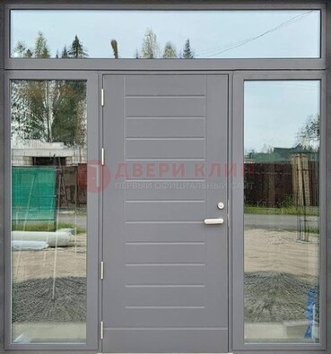 Серая стальная дверь с панелью МДФ и стеклянными фрамугами ДФГ-28 в Сергиевом Посаде