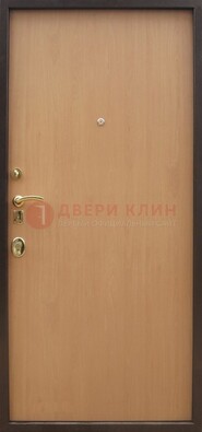 Коричневая стальная дверь с ламинатом ДЛ-1 в Сергиевом Посаде