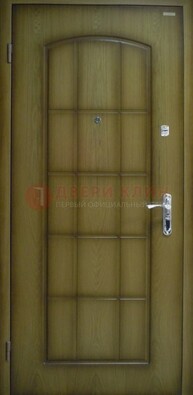 Зеленая стальная дверь с МДФ ДМ-116 на веранду в Сергиевом Посаде