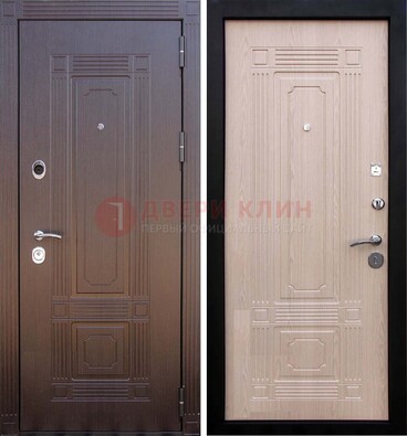 Коричневая входная дверь с МДФ ДМ-173 для кирпичного дома в Сергиевом Посаде