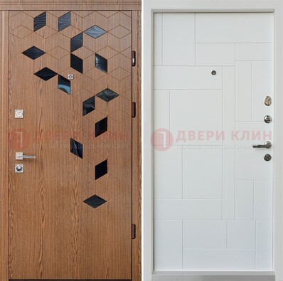 Металлическая белая дверь c МДФ Махагон ДМ-256 в Сергиевом Посаде