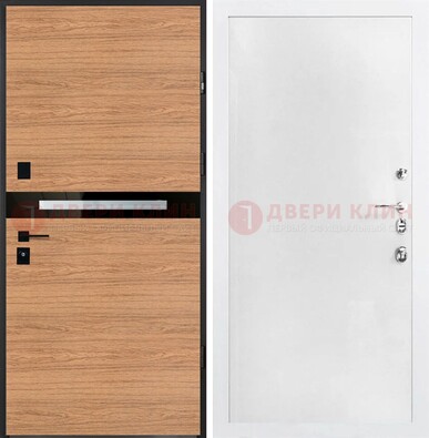 Железная коричневая дверь с МДФ в белом цвете ДМ-313 в Сергиевом Посаде