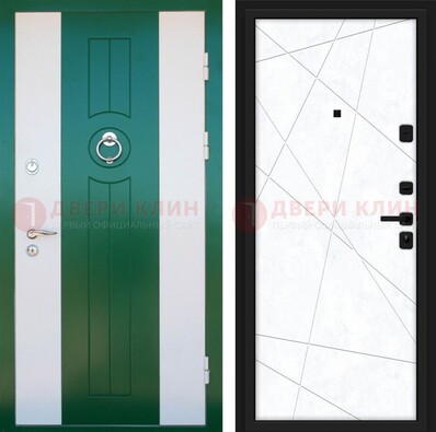 Зеленая железная дверь с панелями МДФ ДМ-369 в Сергиевом Посаде