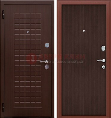Коричневая металлическая дверь с МДФ ДМ-78 в квартиру в Сергиевом Посаде