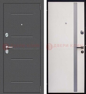 Железная дверь с порошковым напылением и белой МДФ ДП-212 в Сергиевом Посаде