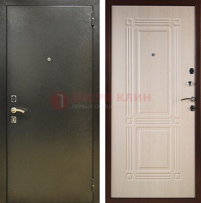 Стальная темно-серая дверь с порошковым напылением и МДФ Белый дуб ДП-277 в Сергиевом Посаде