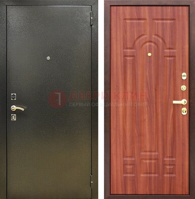 Входная темно-серая дверь с порошковой отделкой и МДФ Миланский орех ДП-281 в Сергиевом Посаде