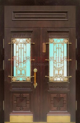 Парадная дверь со вставками из стекла и ковки ДПР-43 для каркасного дома в Сергиевом Посаде