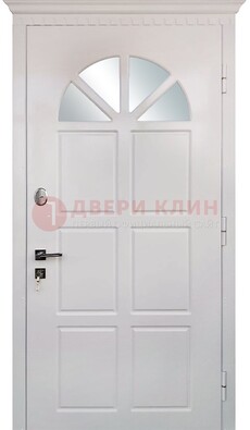 Светлая железная дверь со стеклом ДС-29 в Сергиевом Посаде