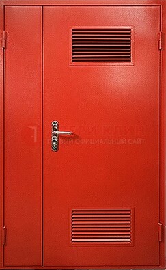 Красная железная техническая дверь с вентиляционными решетками ДТ-4 в Сергиевом Посаде