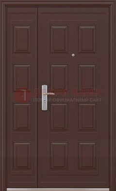 Коричневая железная тамбурная дверь ДТМ-37 в Сергиевом Посаде