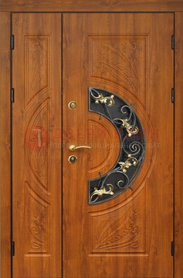 Входная дверь цвета золотой дуб с виноритом и ковкой ДВТ-176 в Сергиевом Посаде