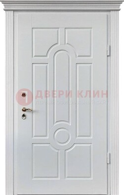 Белая уличная дверь с виноритом для дома ДВТ-247 в Сергиевом Посаде
