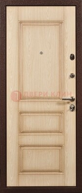 Светлая входная дверь с виноритом ДВТ-24 в Сергиевом Посаде