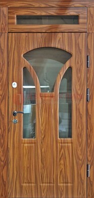 Коричневая классическая входная дверь с виноритом ДВТ-66 в Сергиевом Посаде