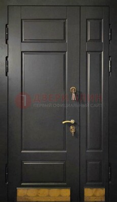 Черная полуторная железная дверь для частного дома ПЛ-2 в Сергиевом Посаде